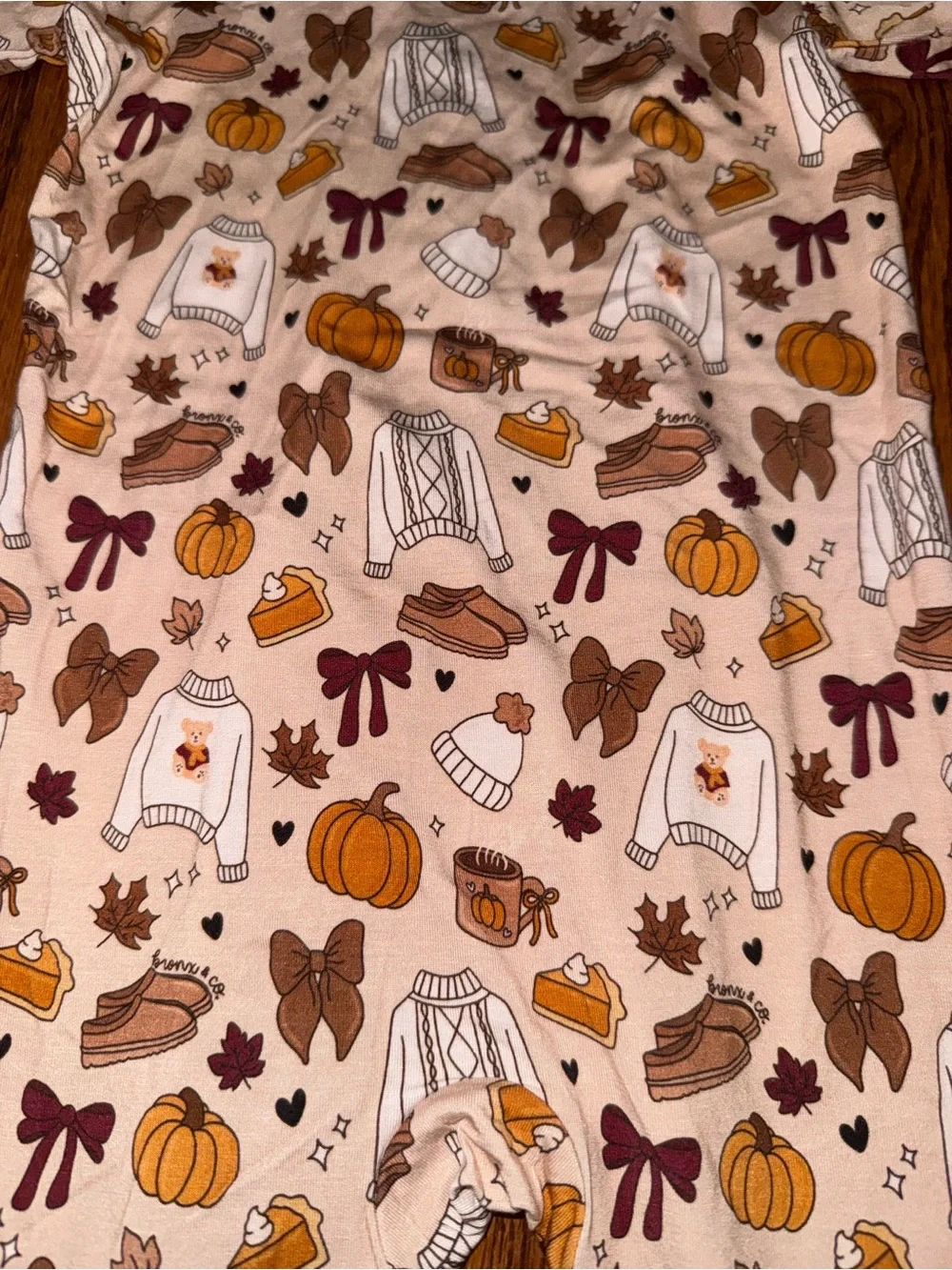 Bamboo Bronx & Co Cream Footie with Maroon Trim and Pumpkin Print